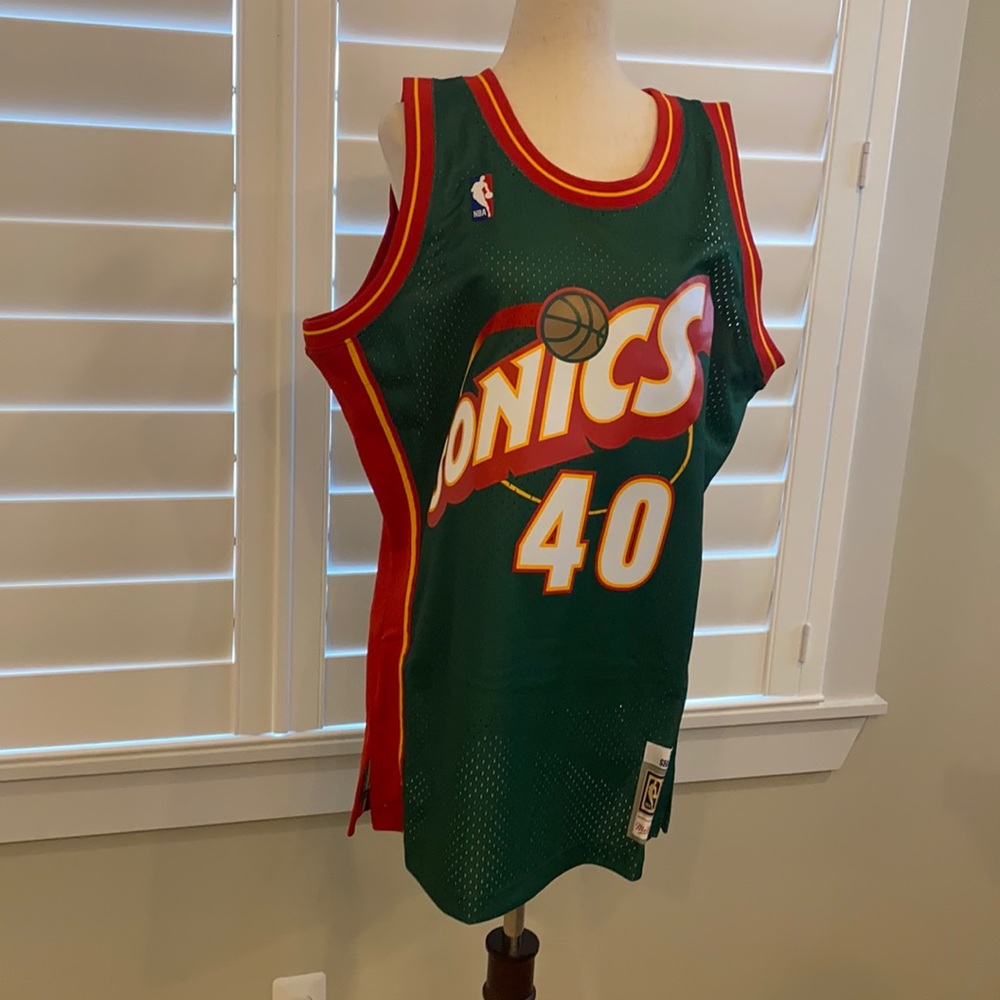 Sz L NWT #40 Shawn Kemp Sonics Hardwood Classics Mitchell & Ness